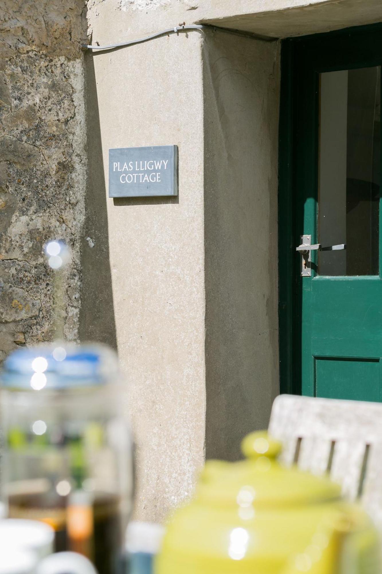 Plas Lligwy Cottage Моелфре Екстериор снимка